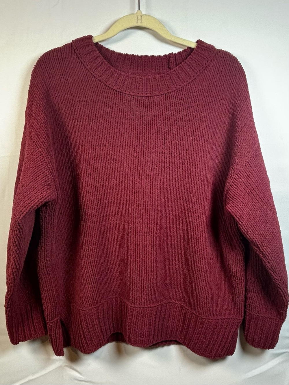 aerie Oversized Crewneck Sweater in Wine with side slit